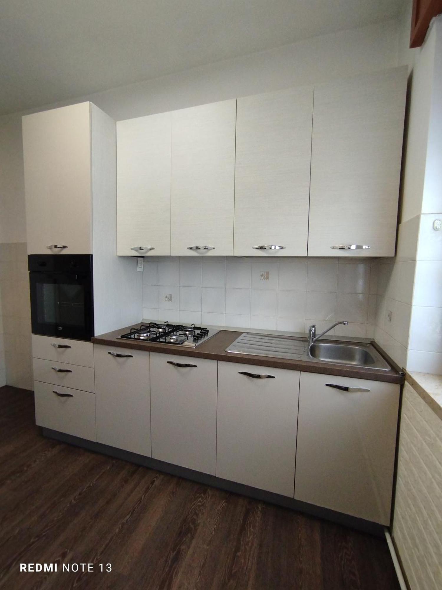 Pangsapuri 75 m² dengan 3 bilik tidur dan 1 bilik mandi peribadi di Creazzo Vicenza Luaran gambar